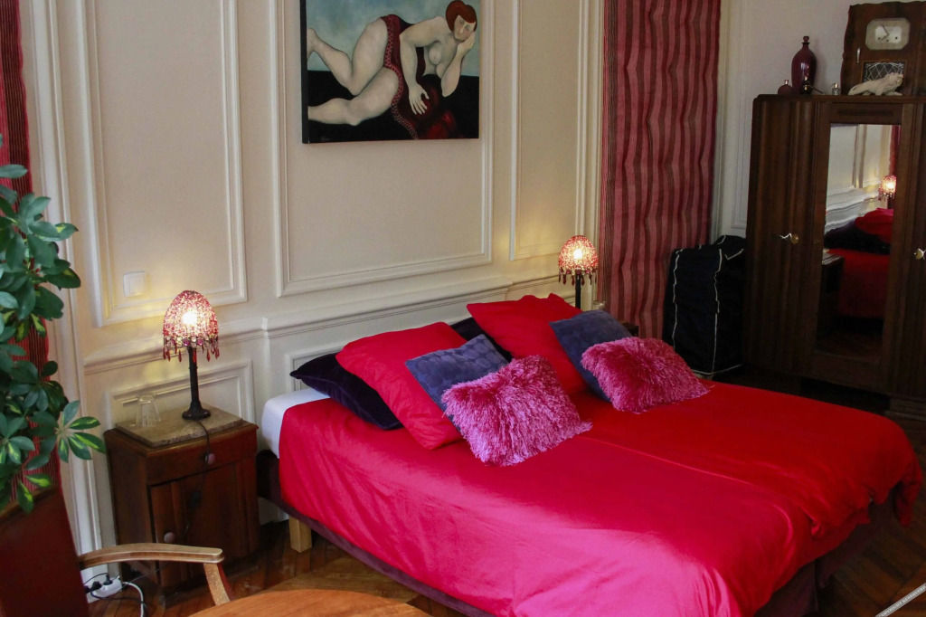 A Room in Paris by null