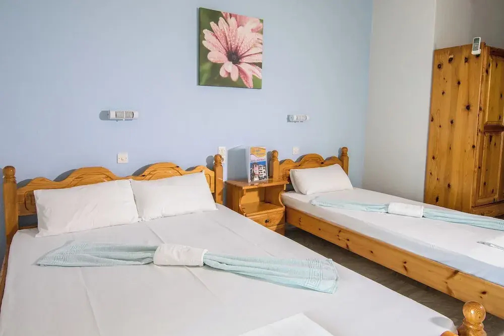 Standard Triple room with balcony and with sea view