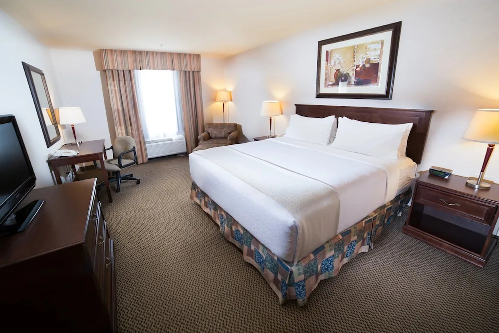 Holiday Inn Hotel & Suites West Edmonton by IHG - Chambres