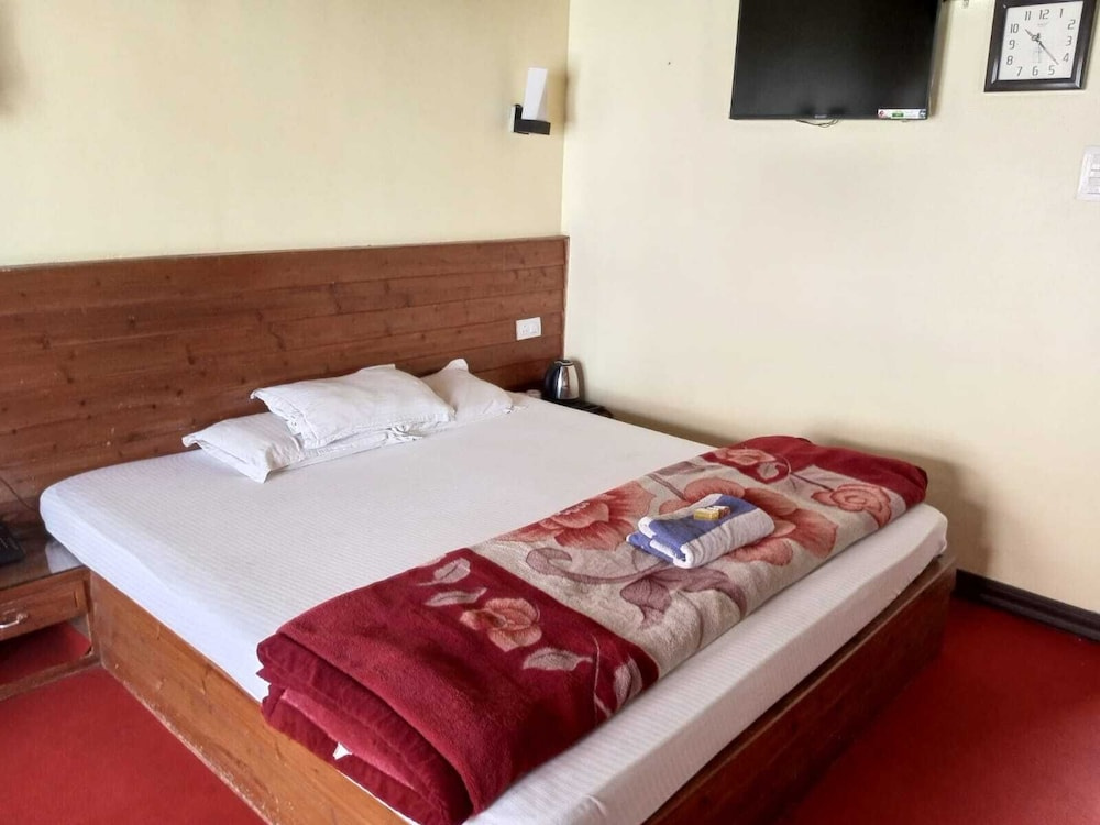1 Bedroom Economy Double room (full double bed)