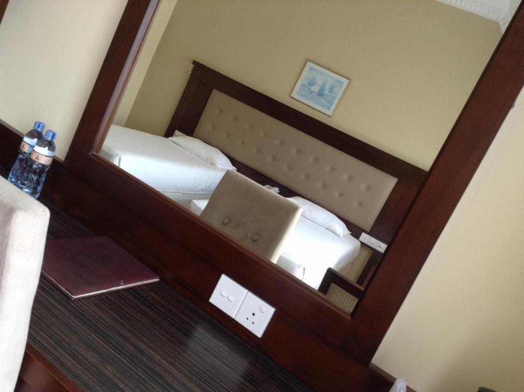 Devon Hotel