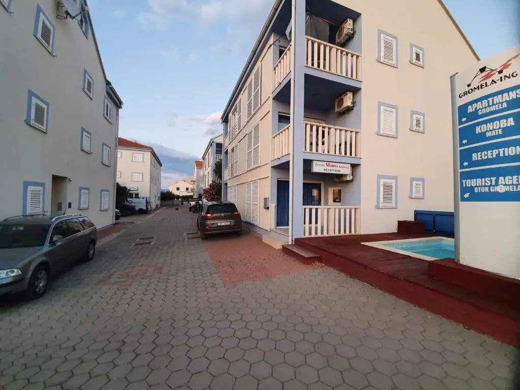 Aparthotel Marina Gromela - Chambres