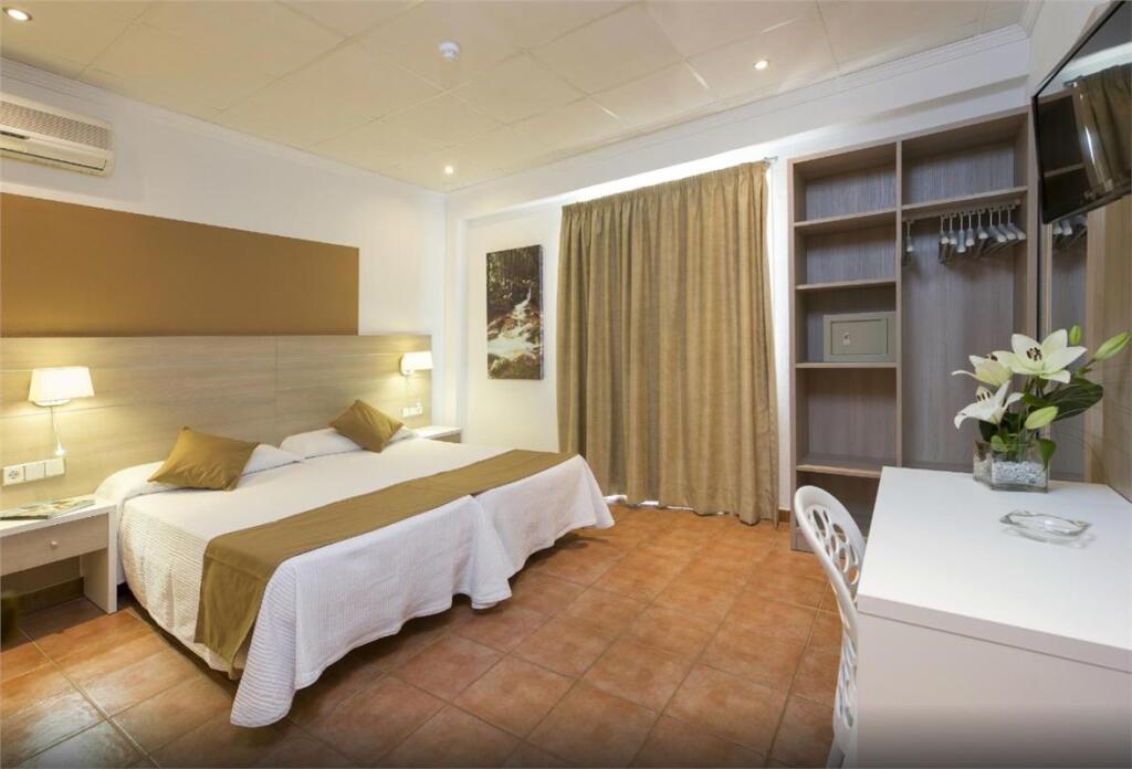 Hostal Adelino - 17