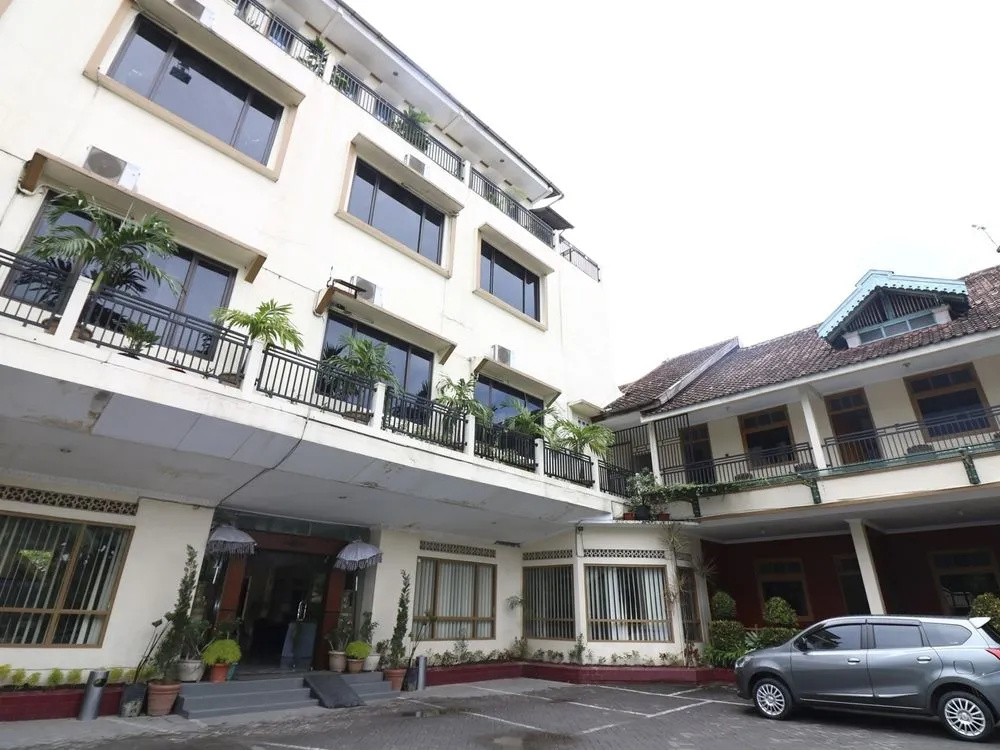 Hotel Bhinneka