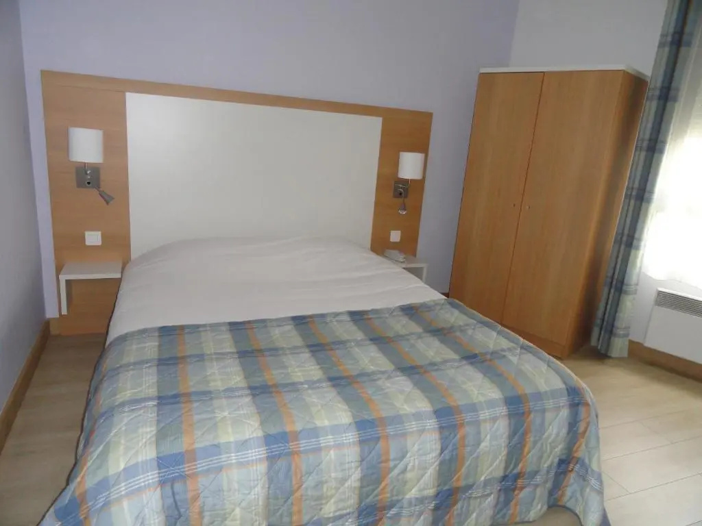 Superior Double room (full double bed)