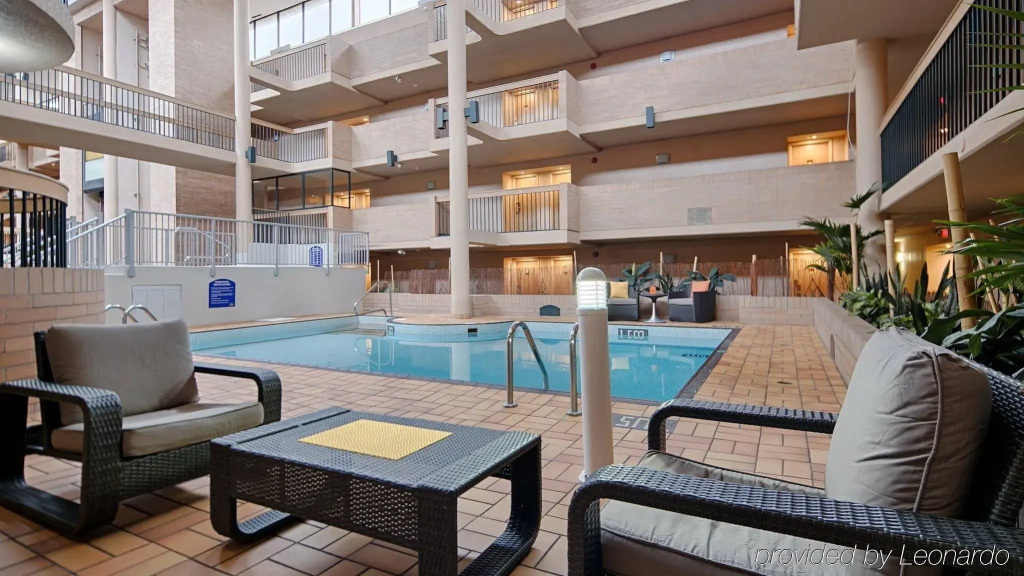 Coast Calgary University Area Hotel by APA - Général