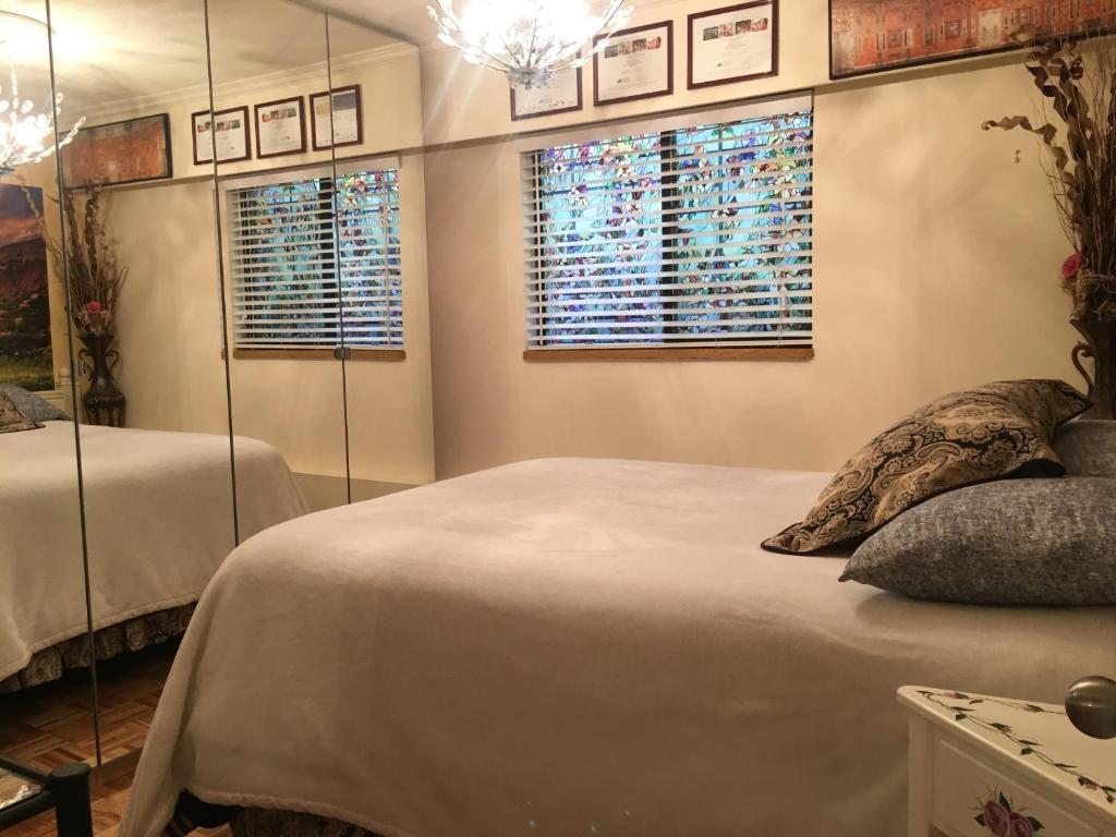 Апартаменты с видом на сад в Diana's Luxury Bed and Breakfast