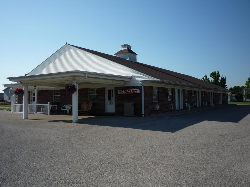 Arthur's Country Inn