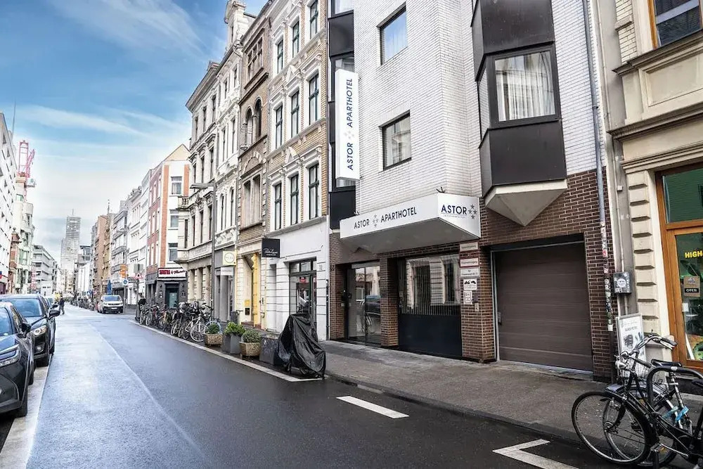 Astor & Aparthotel — фото