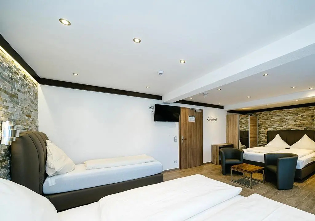 Superior Quintuple room