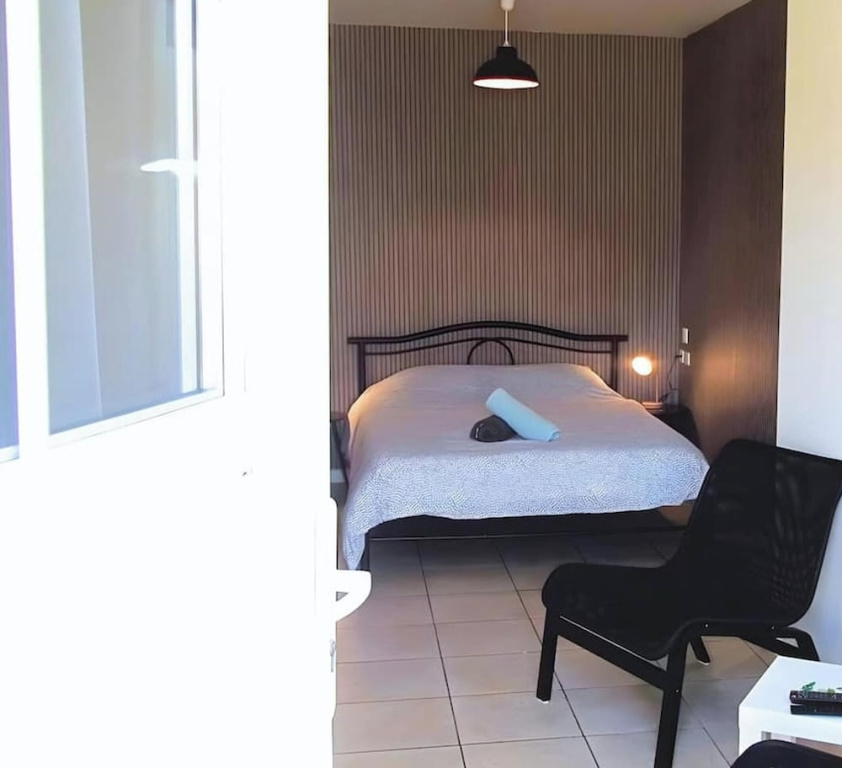 Voir la photo 1 — Chez Serge N 102 Wifi Parking Gratuit 2pers