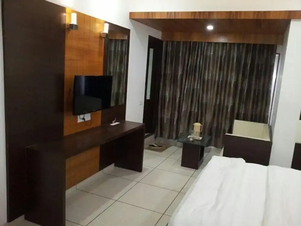 Image 6
