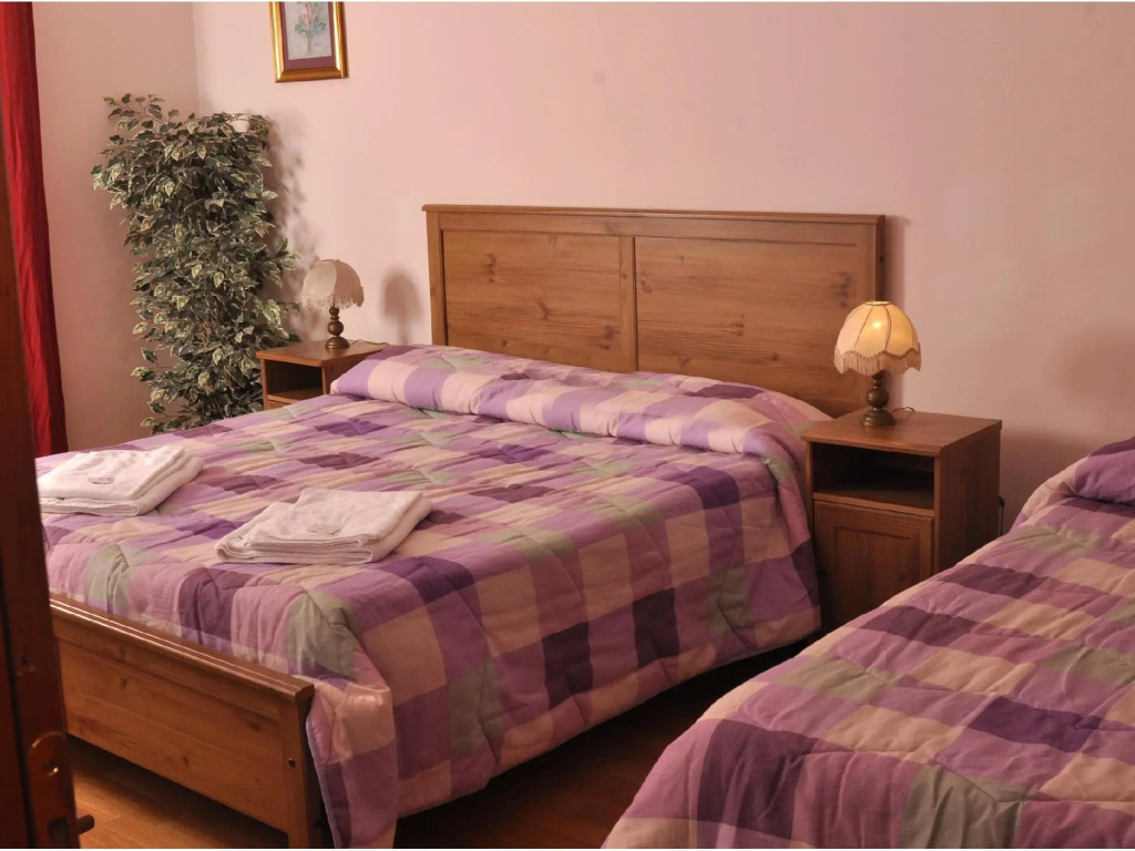 Triple room