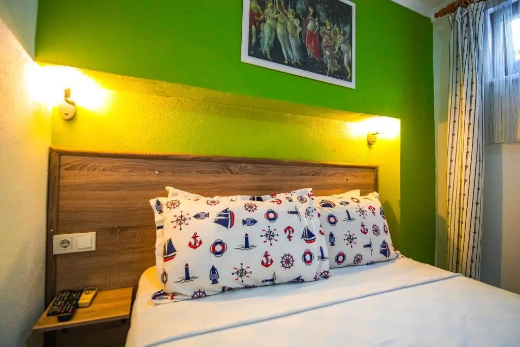 Economy Double room (full double bed)