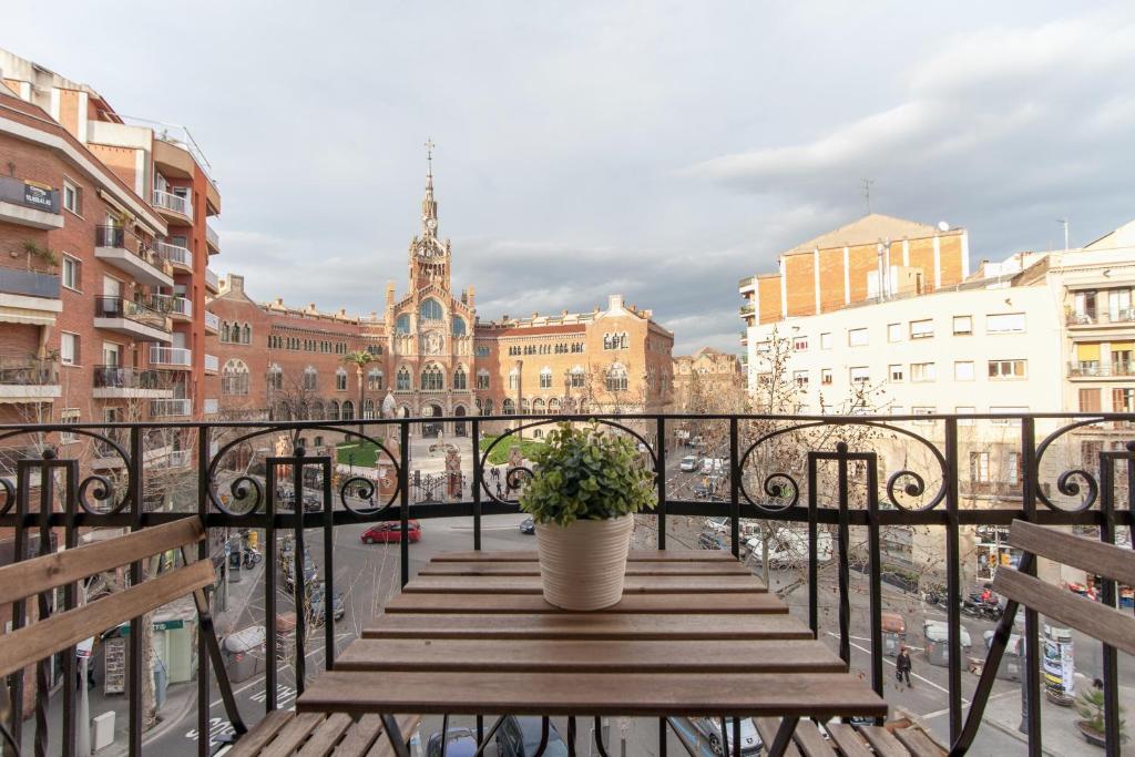 Lodging Apartments - City Center Barcelona image