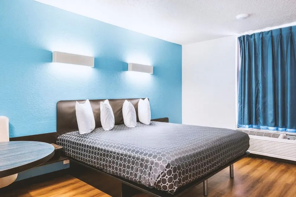 Blue Way Inn Fairmont — фото 6