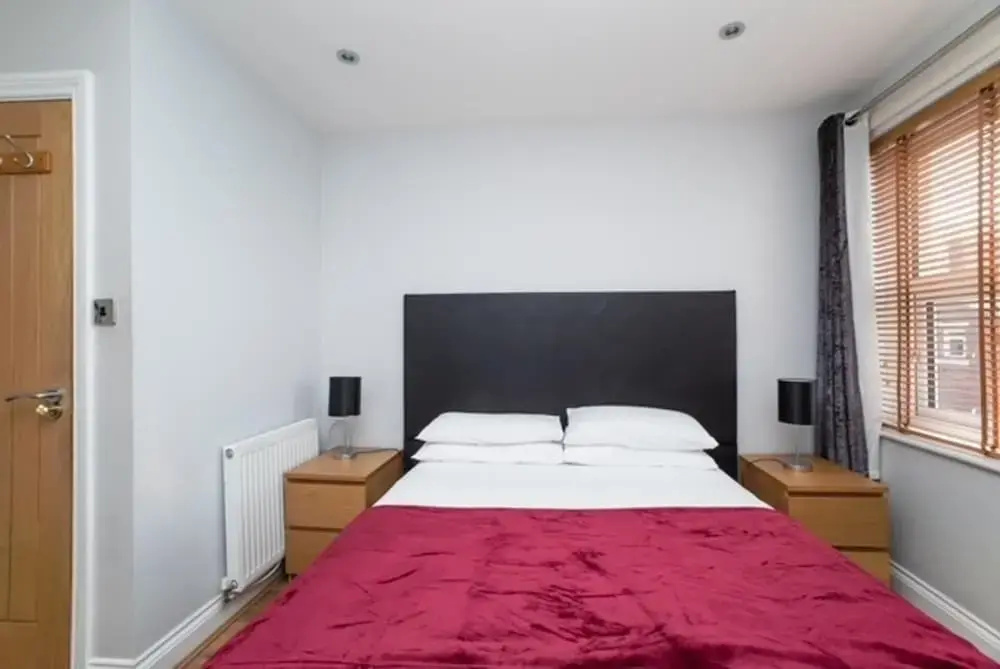 2 Bedroom Apartrment