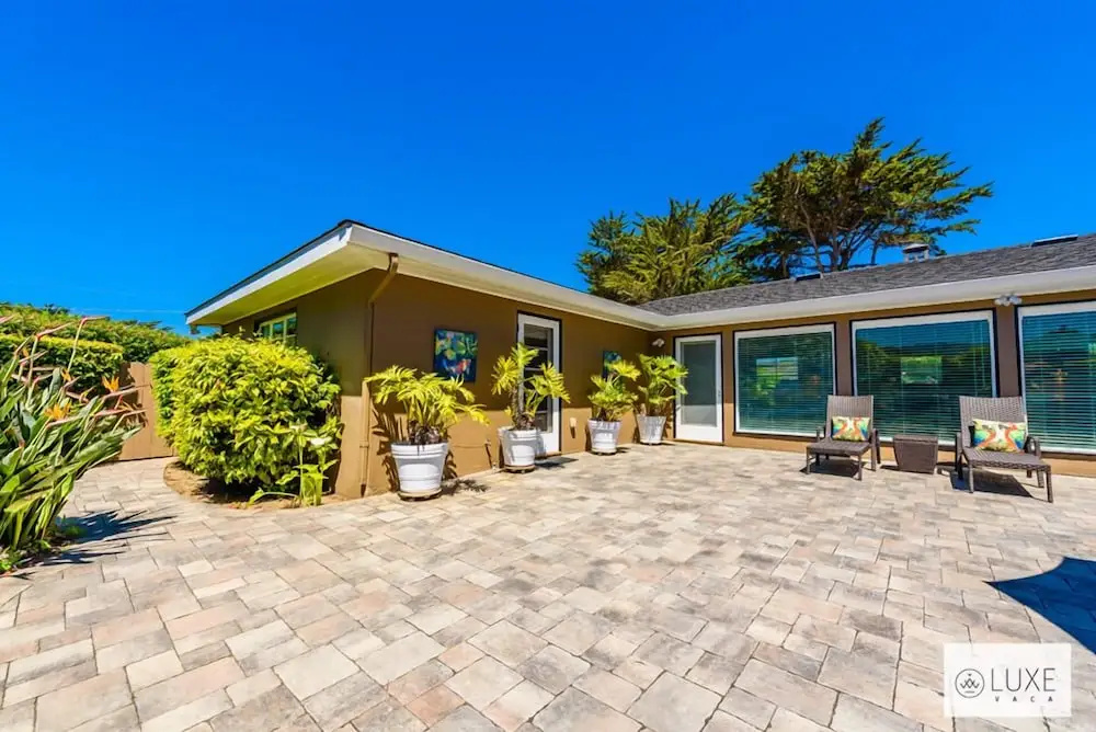 MV 14: Beach Retreat Close to the Beach and Carmel