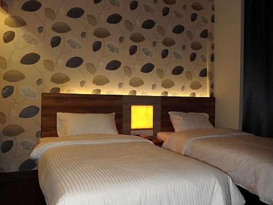 Waterfront Boutique Hotel