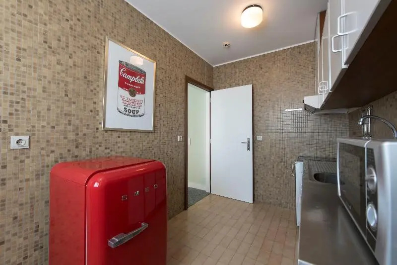 2 Bedrooms Apartment with balcony and with city view
