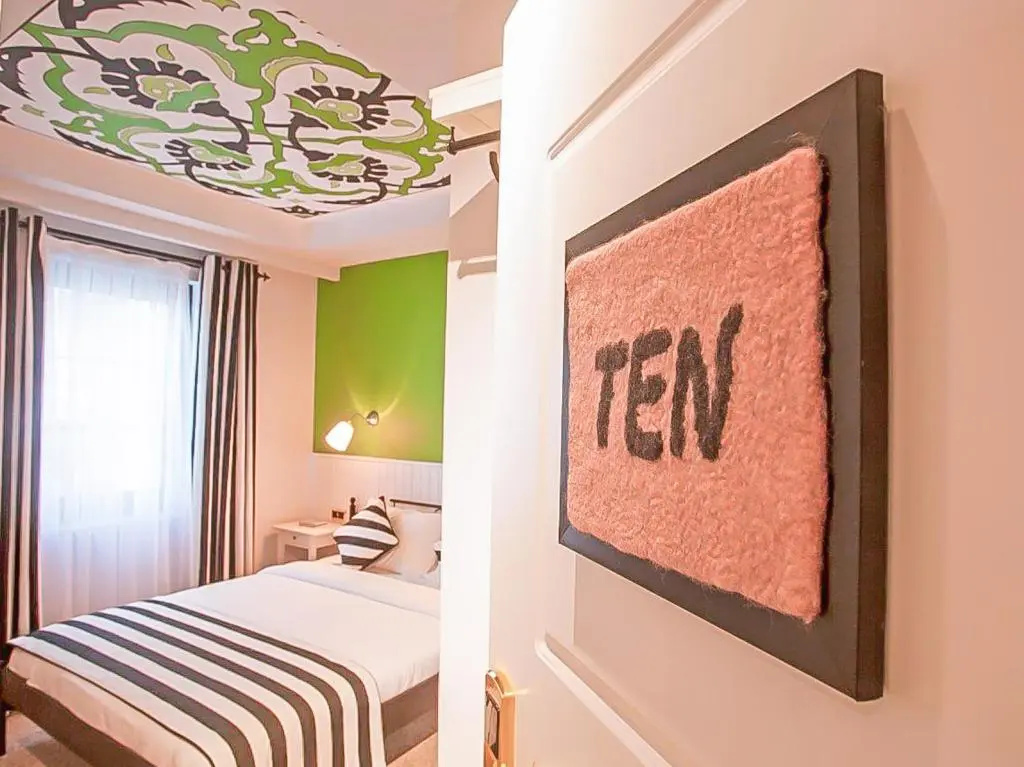 Standard Double room (full double bed)