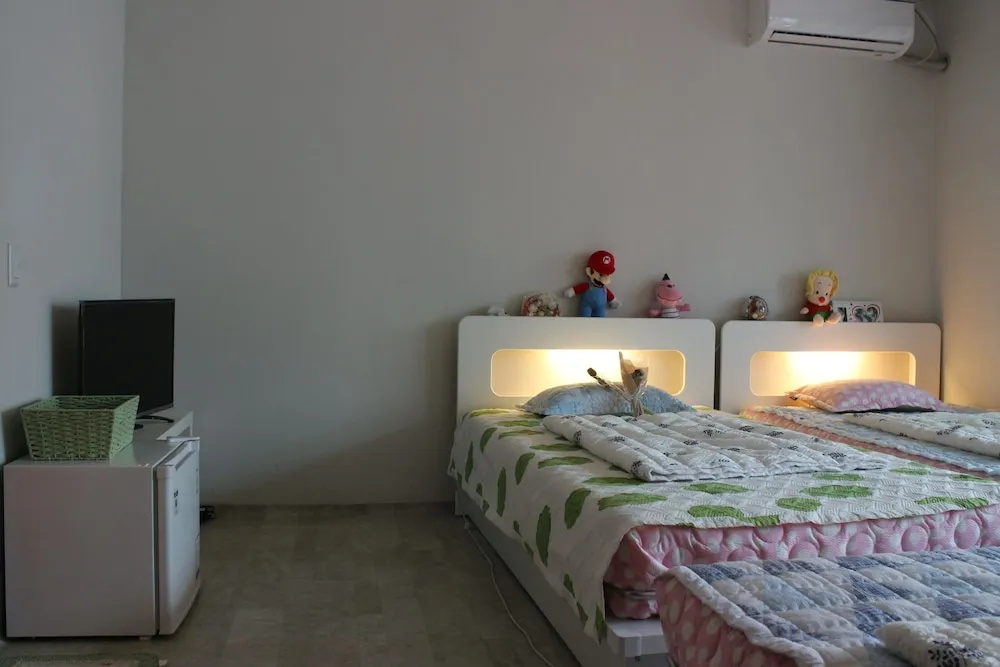 Bed in Dorm (female dorm)