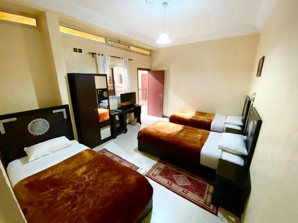 Standard Triple room