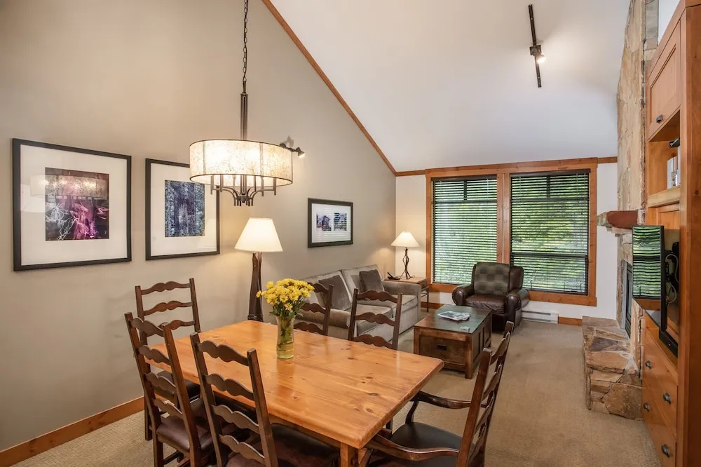 First Tracks Lodge, by Lodging Ovations - Chambres