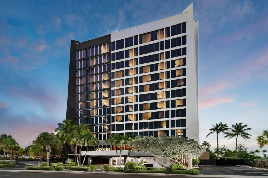 Courtyard by Marriott Oceanside Fort Lauderdale Beach