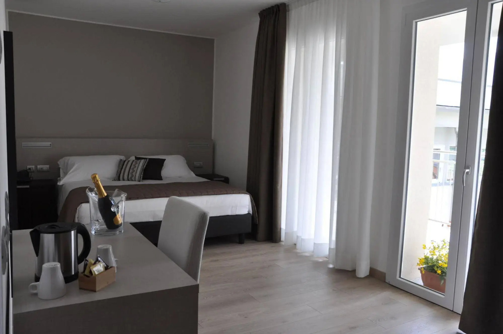 Hotel photo 9