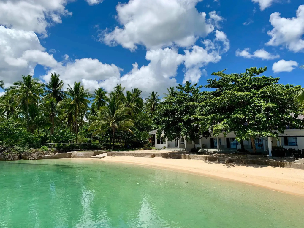 Beach & Waterfront
