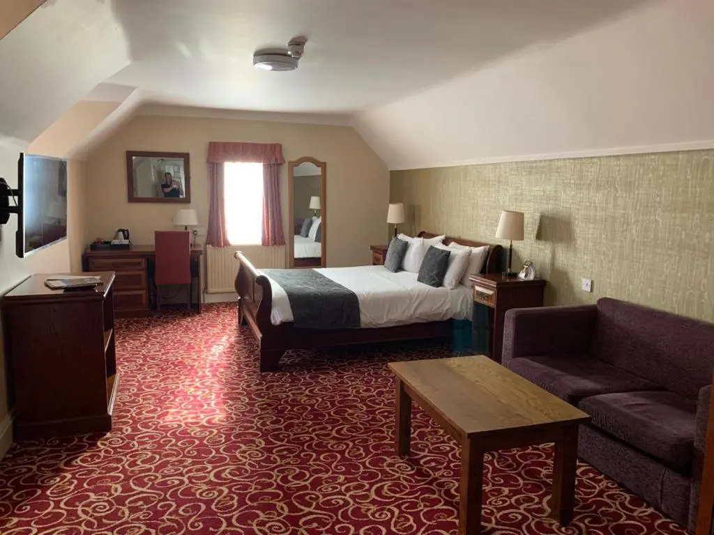 Superior Double room (full double bed)
