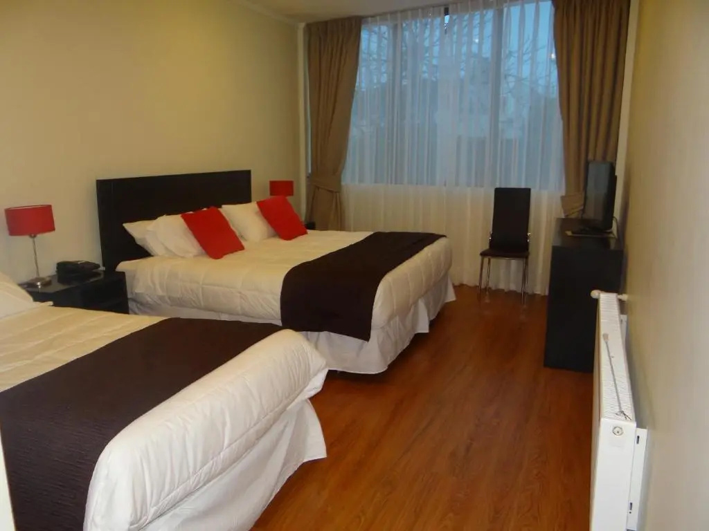 Standard Triple room