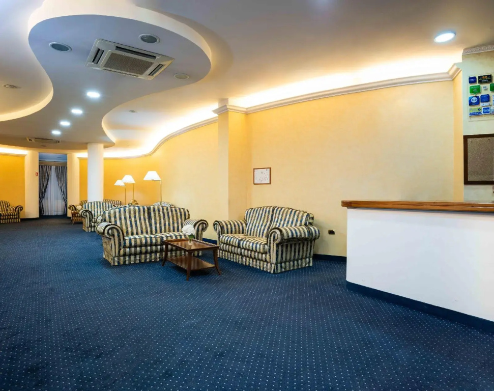 Hotel photo 10