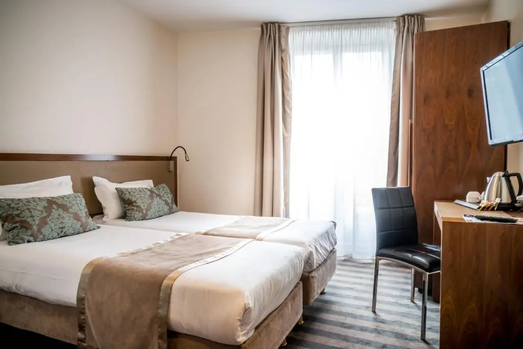 Standard Double room (twin beds)