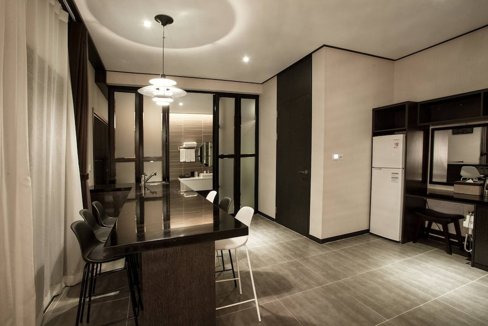 Cs Premier Hotel - Chambres