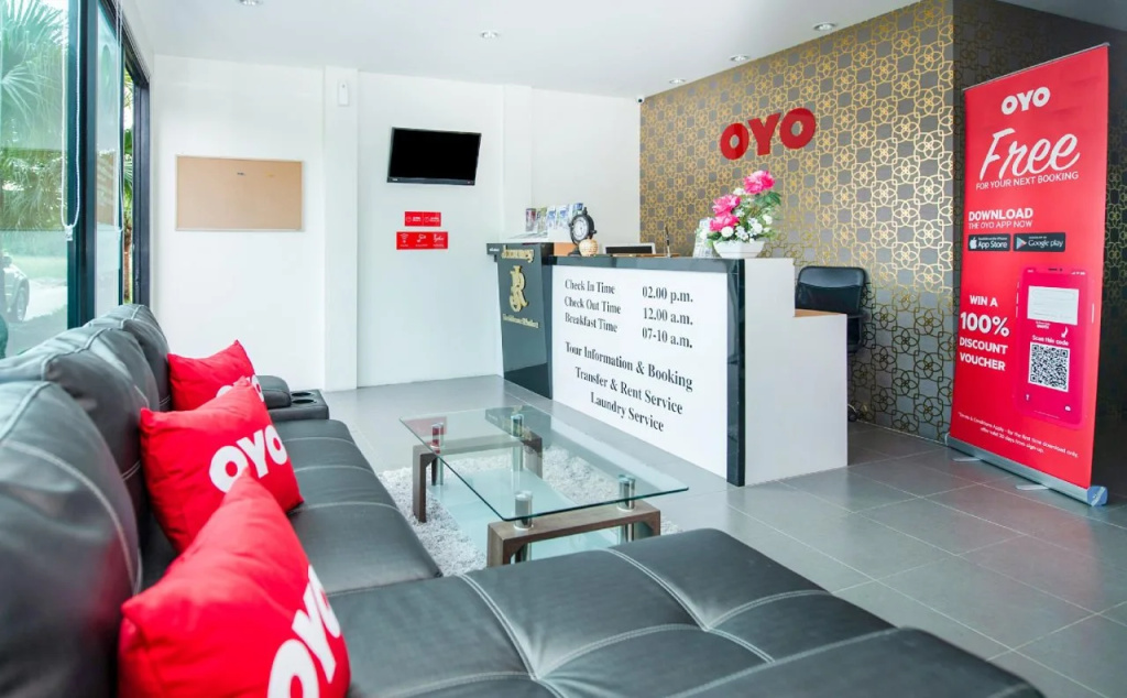 Lobby & Reception