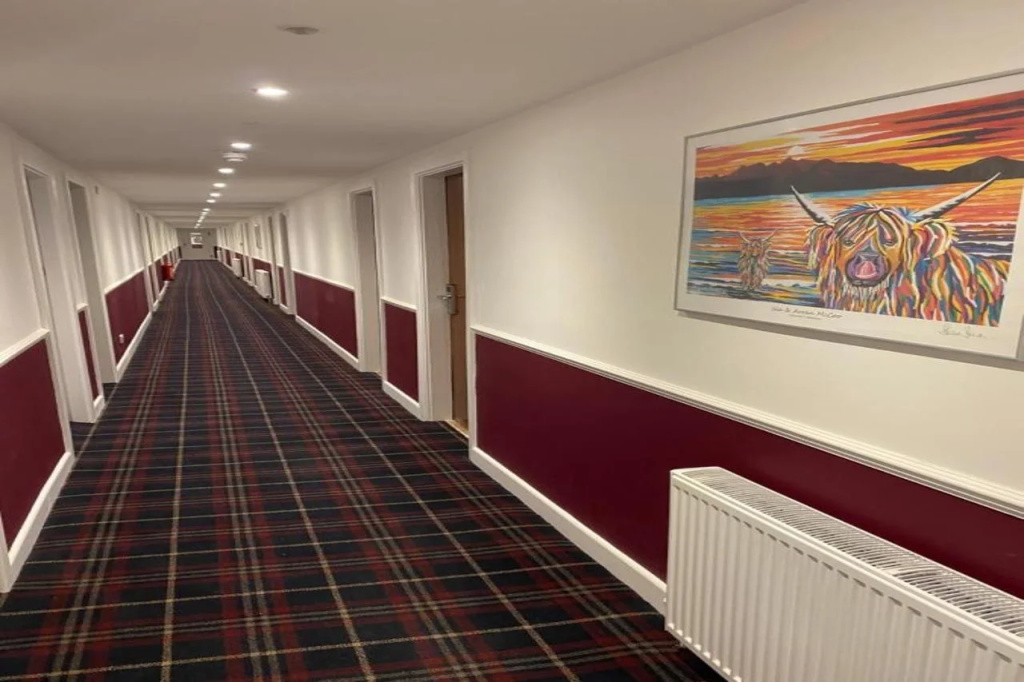 Lobby & Reception