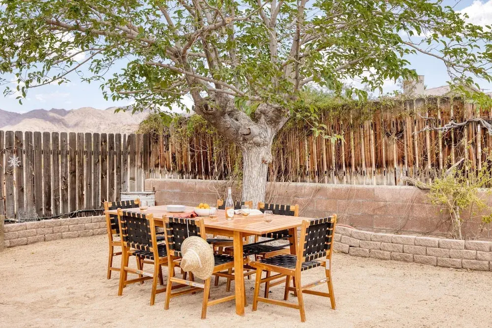 Asteroid by Avantstay Unique Ranch Retreat Just Outside Joshua Tree Permit Vhr22-094