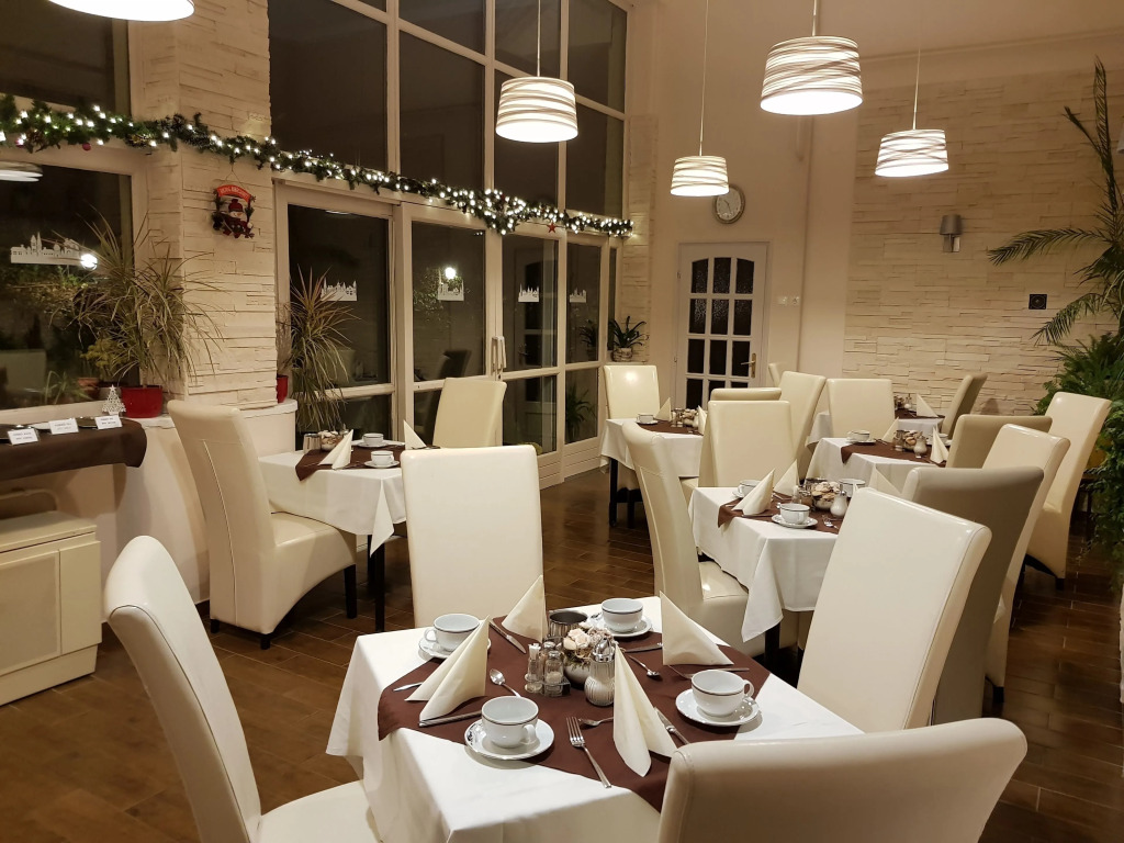 Hotel Romantik - családbarát szállás Eger - EGER, SZÁLLÁS, HOTEL, SZÁLLODA, PANZIÓ, ROMANTIK by null