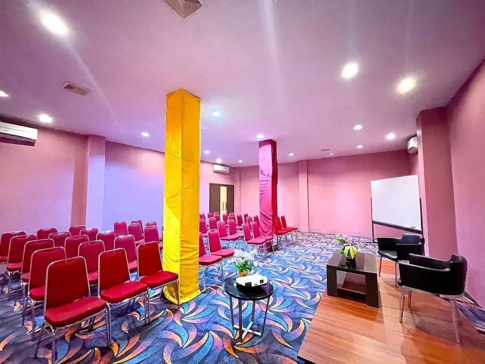 Atreya Hotel Makassar - Général