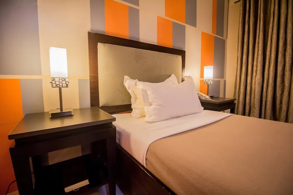 The Red Palm Suites and Restaurant — фото 6