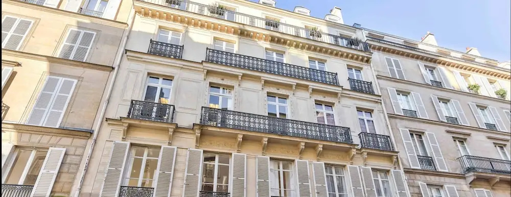 79 Paris Temple 7