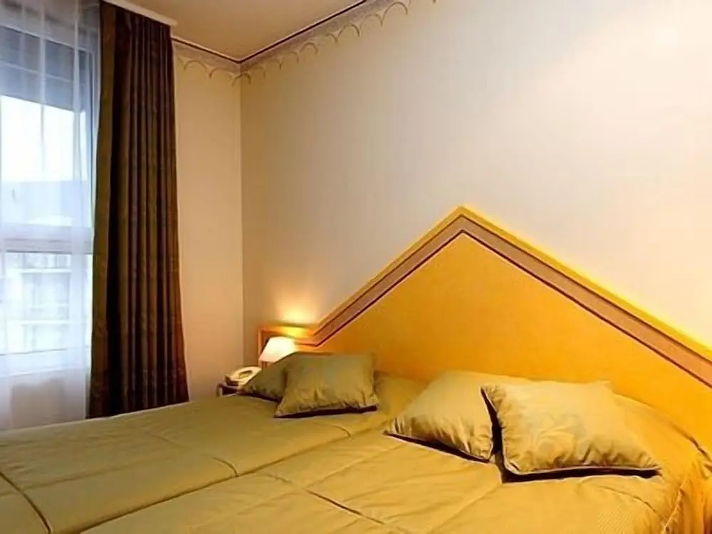 Superior Double room (twin beds)