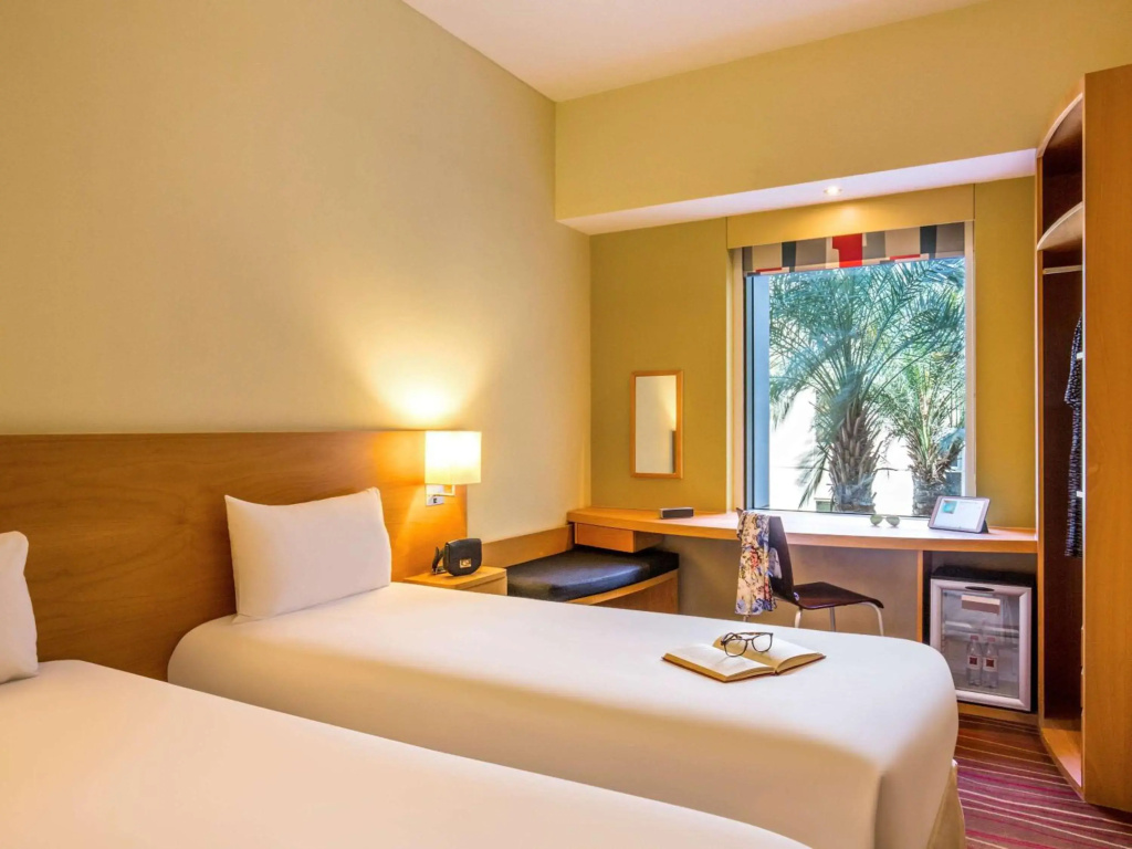 Отель Ibis Mall Avenue Dubai - фото 22