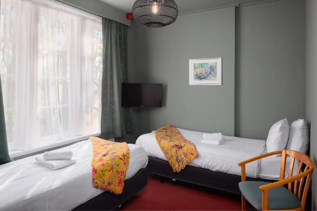 Green White Hotel - Chambres