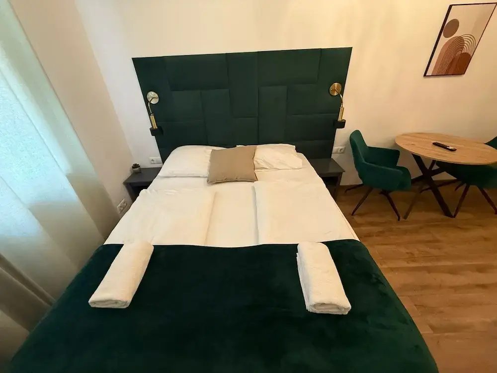 Stylish 1BR Apartment City Center