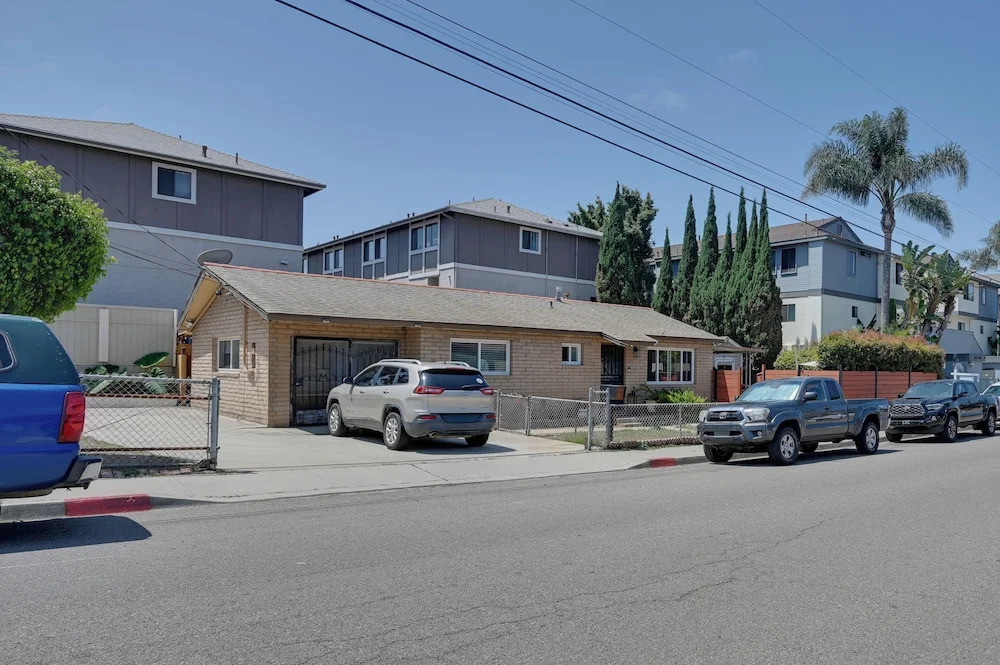 1 Mi to Military Base: Cozy Imperial Beach Studio