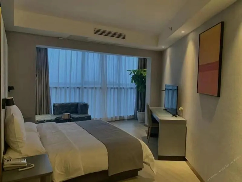 LanOu Hotel Guiyang High-Speed Railway North Station