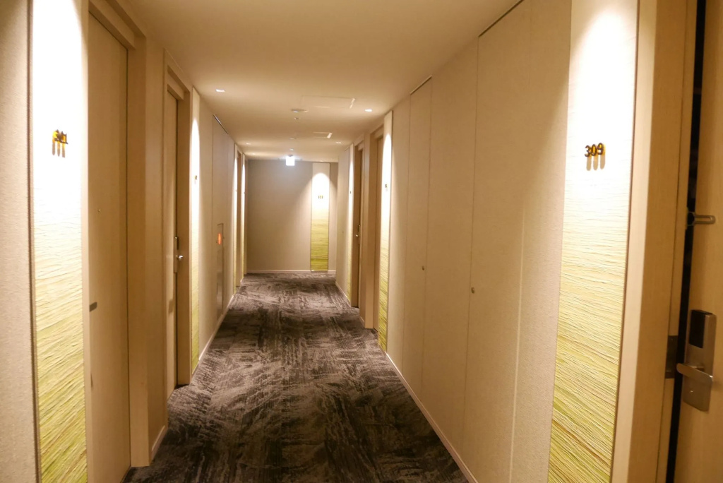 JAL City Haneda WEST WING